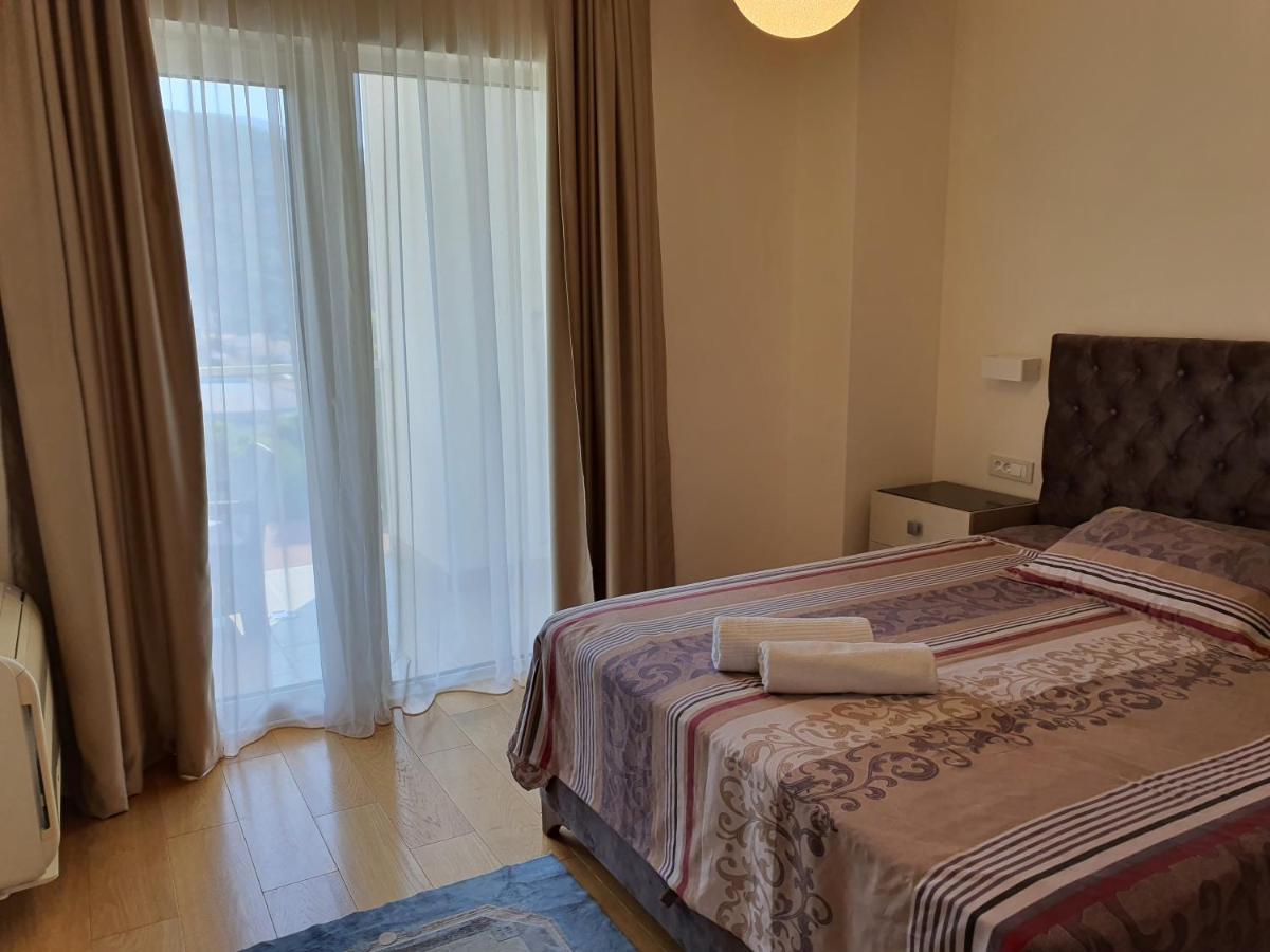 Apartmán Apartman Lav Tre Canne Budva Exteriér fotografie